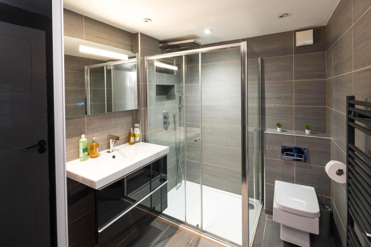 Cumberland 4 Double Bedroom In Pimlico Лондон Экстерьер фото
